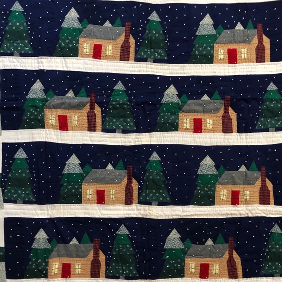 Quilt Blanket “No Place Like Home” Design Detailed Handmade Stitched 4’x5’ - Picture 4 of 8